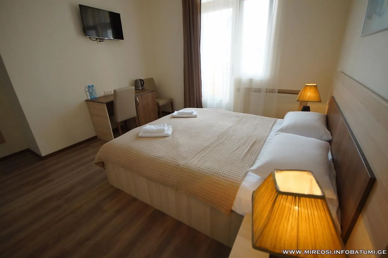 Hotel Mireosi Μπατούμι 3*,