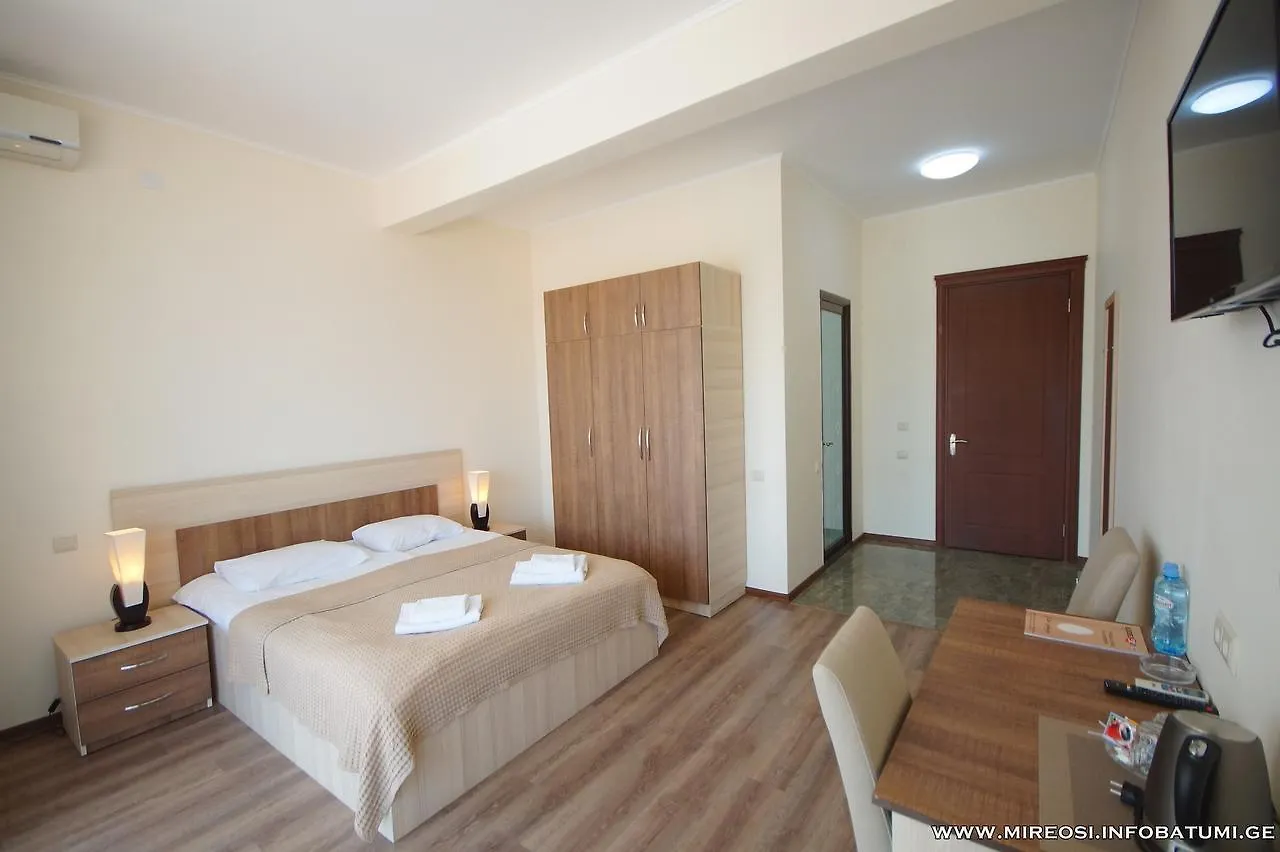 Hotel Mireosi Μπατούμι 3*,