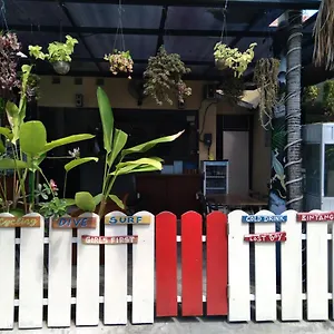 https://ala-hostel.hotelsseminyak.net