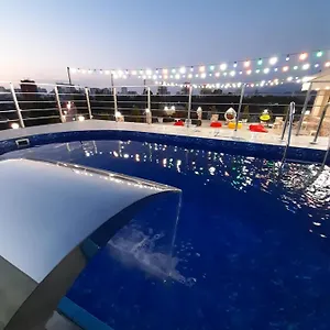 Wave Hotel