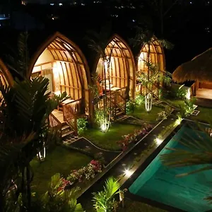 https://uluwatu-sunrise.hotelsseminyak.net